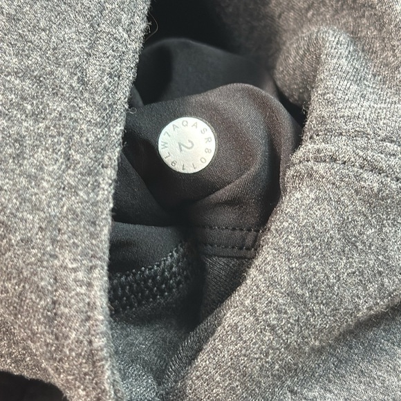 Lululemon Hello Sunday Short Heathered Mod Black - Picture 5 of 6